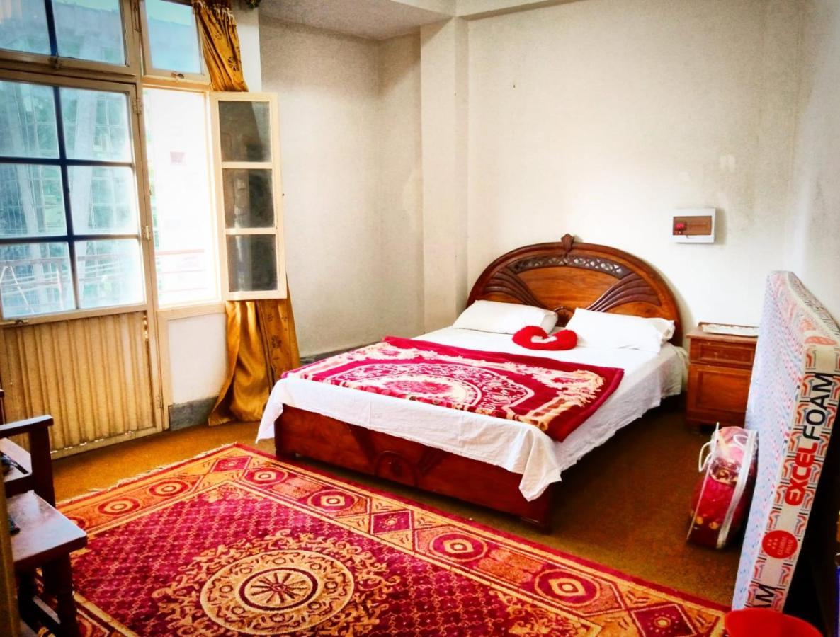 Tour De Swat Hotel Saidu Sharif Exterior foto
